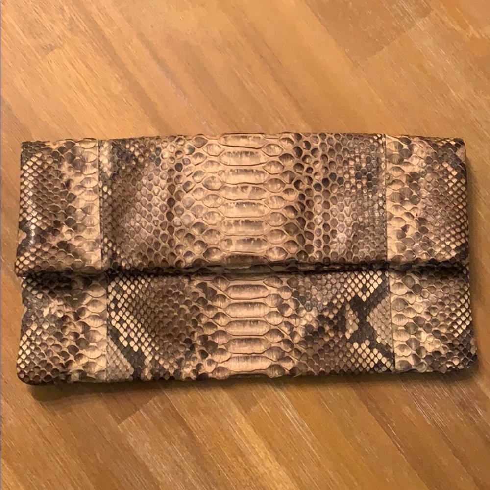Python clutch